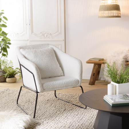 ALBANE - Fauteuil tissu bouclette blanc pieds...